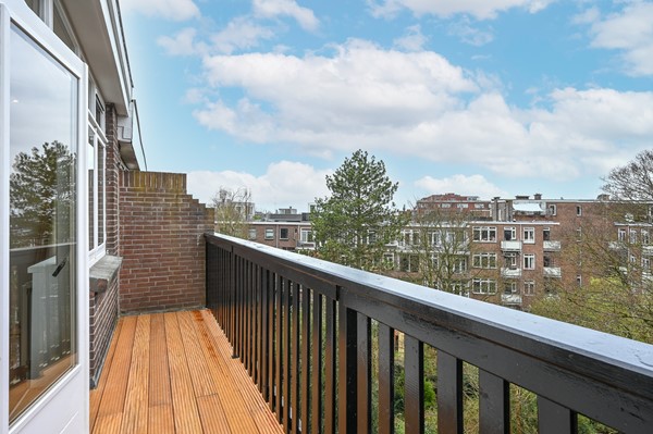 Medium property photo - Mathenesserdijk, 3027 AK Rotterdam